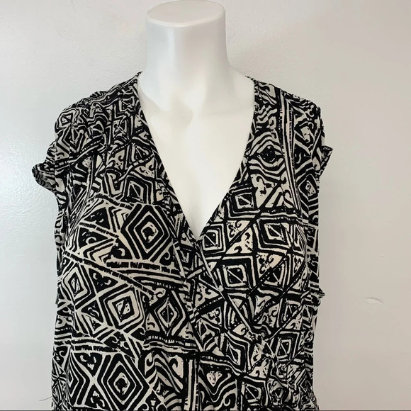 Miss Tina Dress 4X Faux Wrap Black Geometric Ruched Stretch Knee Length‎ Career - Picture 2 of 11